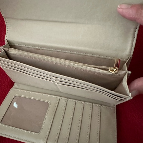 Purse & Wallet Set - Picture 9 of 9